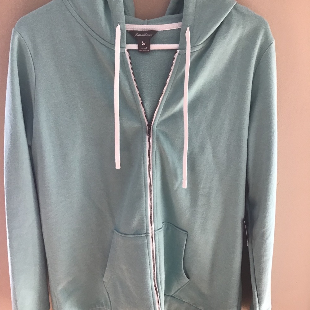 Eddie Bauer camp fleece zip up hoodie. Size L, never worn